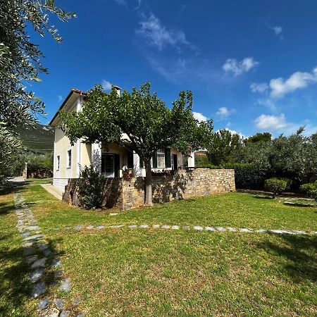 Villa Liana Szúrpi Kültér fotó